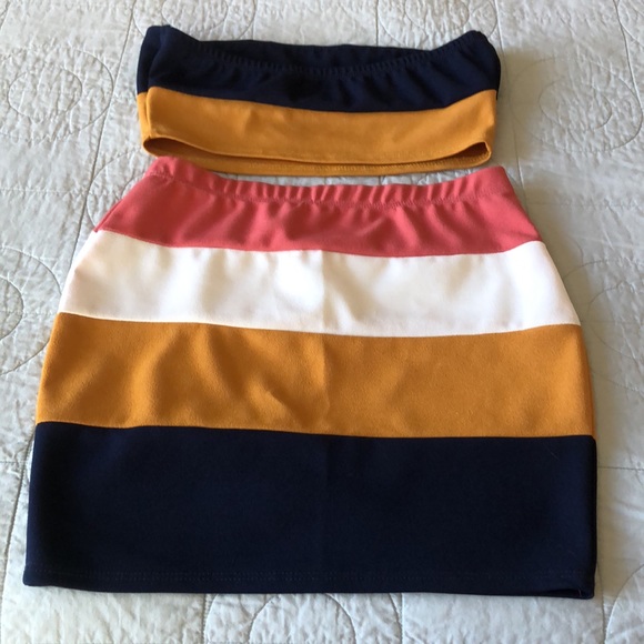 Mocking Jay Tube Top and Mini Skirt Set Size S - Picture 3 of 11